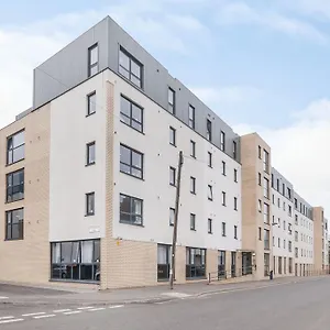 Beaverbank Place - Campus Apartament